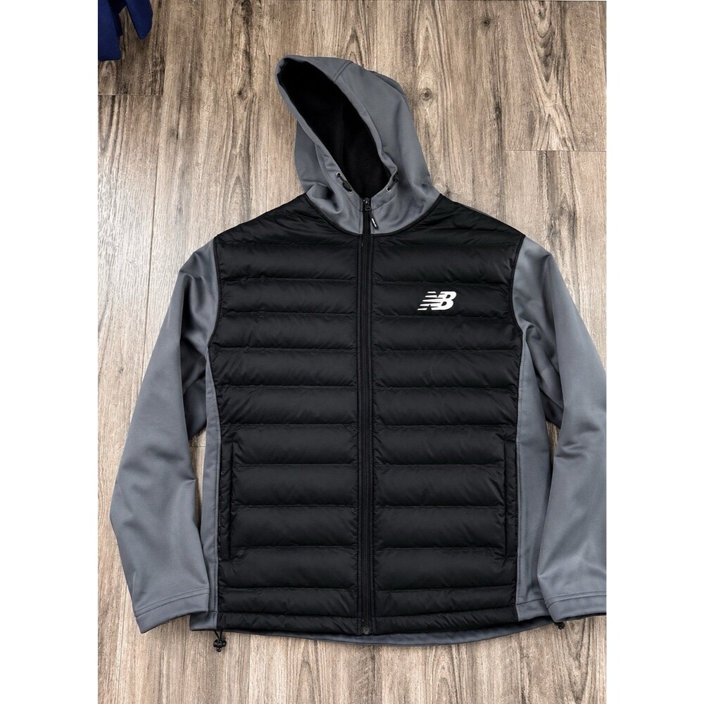New balance men’s jacket size large